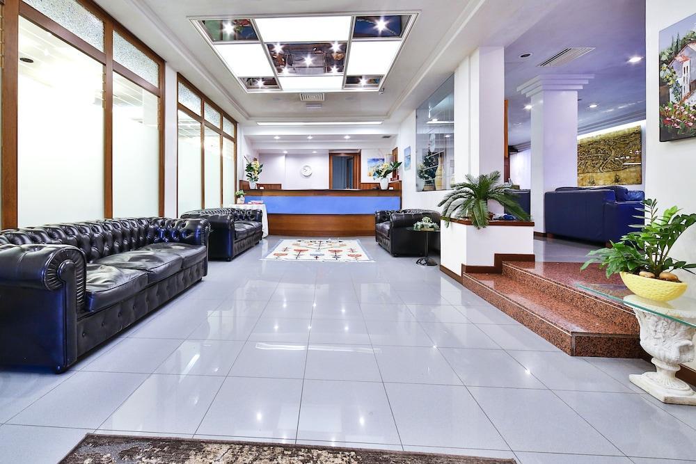 Hotel Sunset ริมินี ภายนอก รูปภาพ