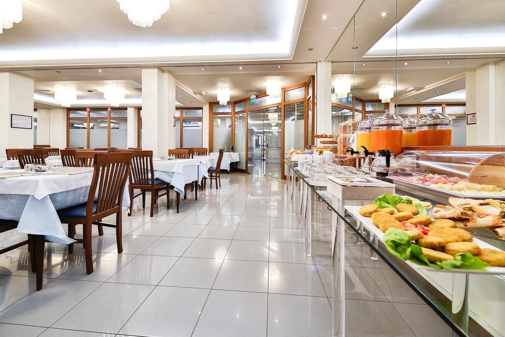 Hotel Sunset ริมินี ภายนอก รูปภาพ